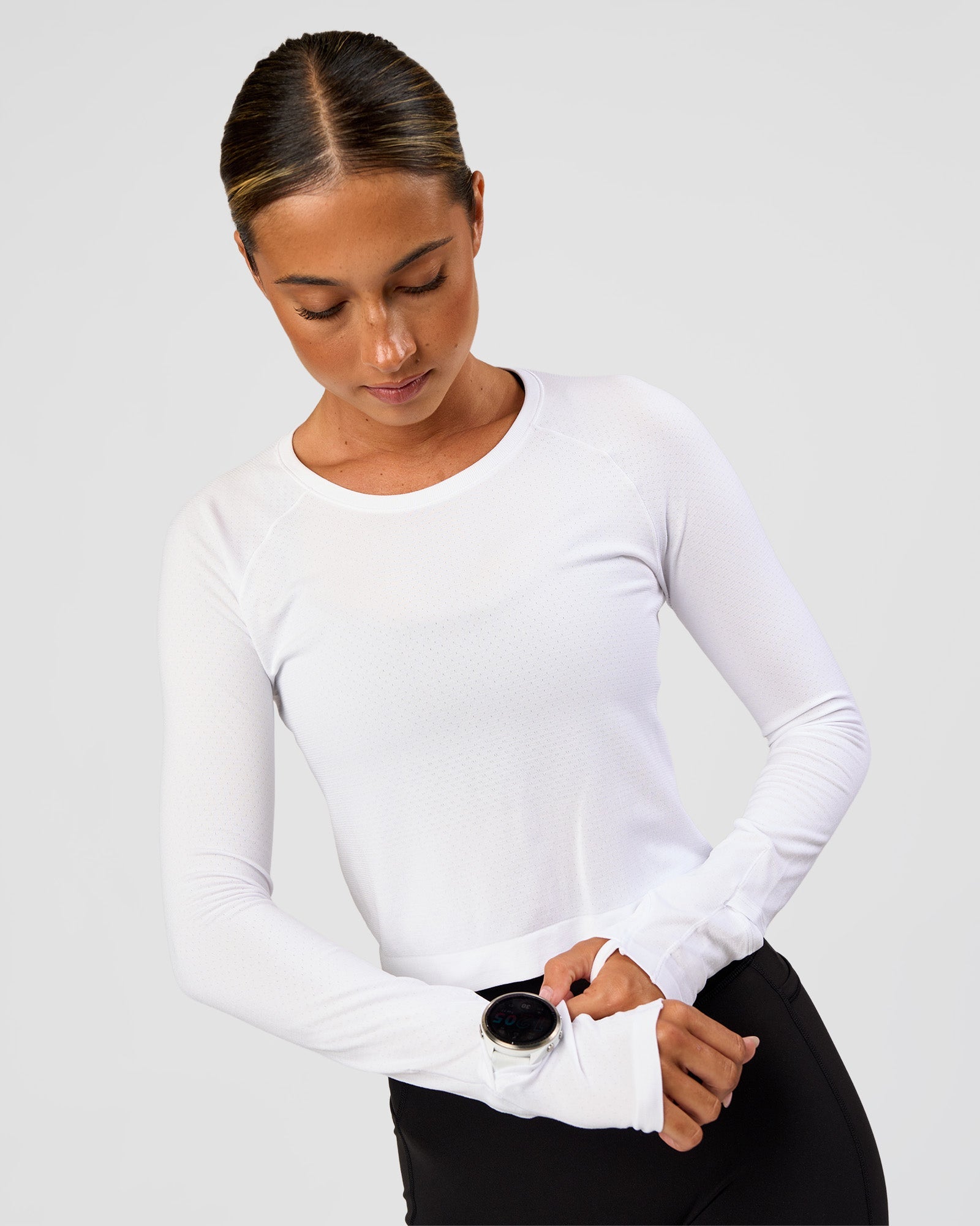 AeroFLX+ Seamless Long Sleeve Skimmer Tee - White/White