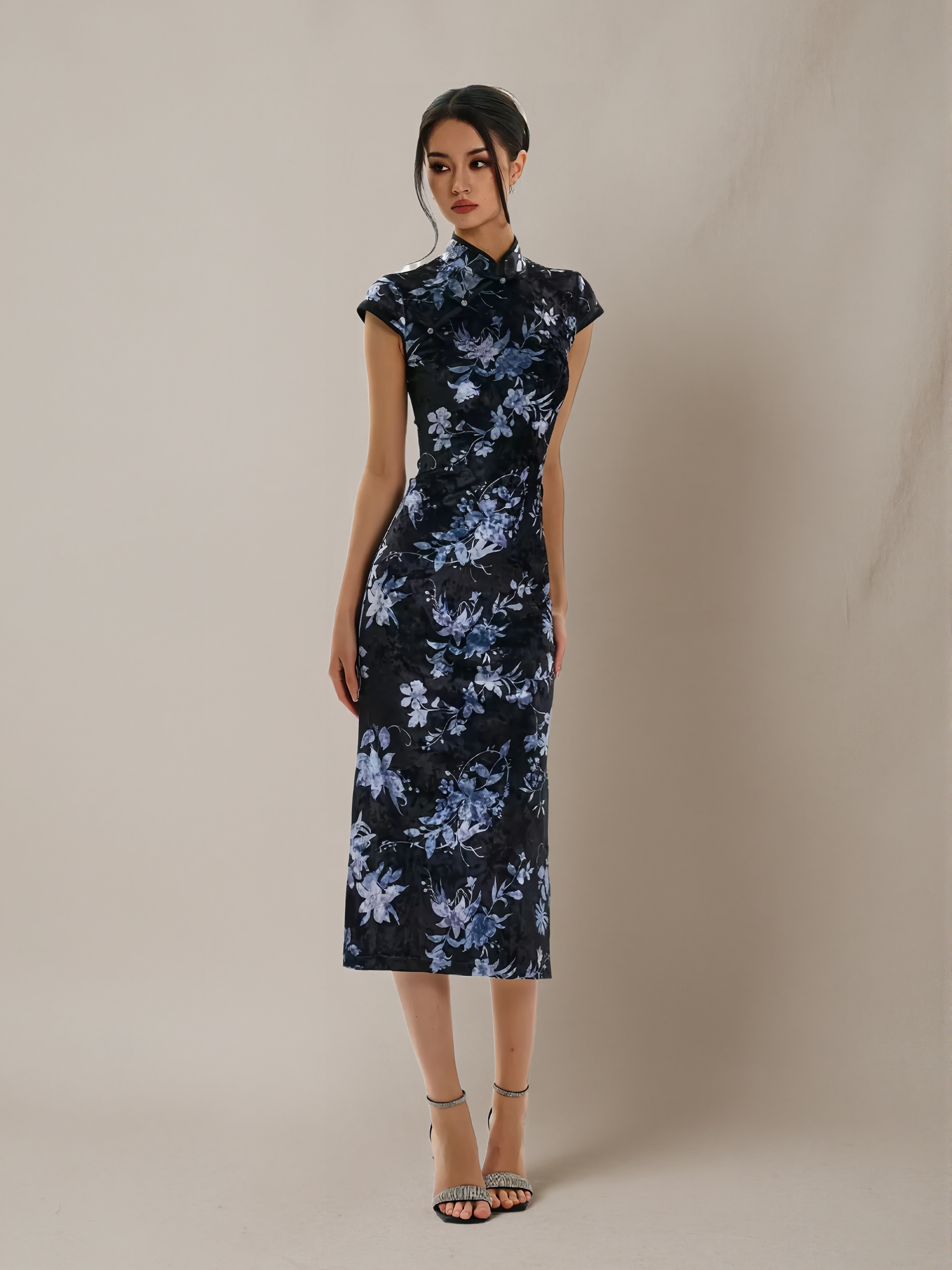 "Ink Purple Floral" Thin Velvet Classic Chinese-Style Qipao Dress