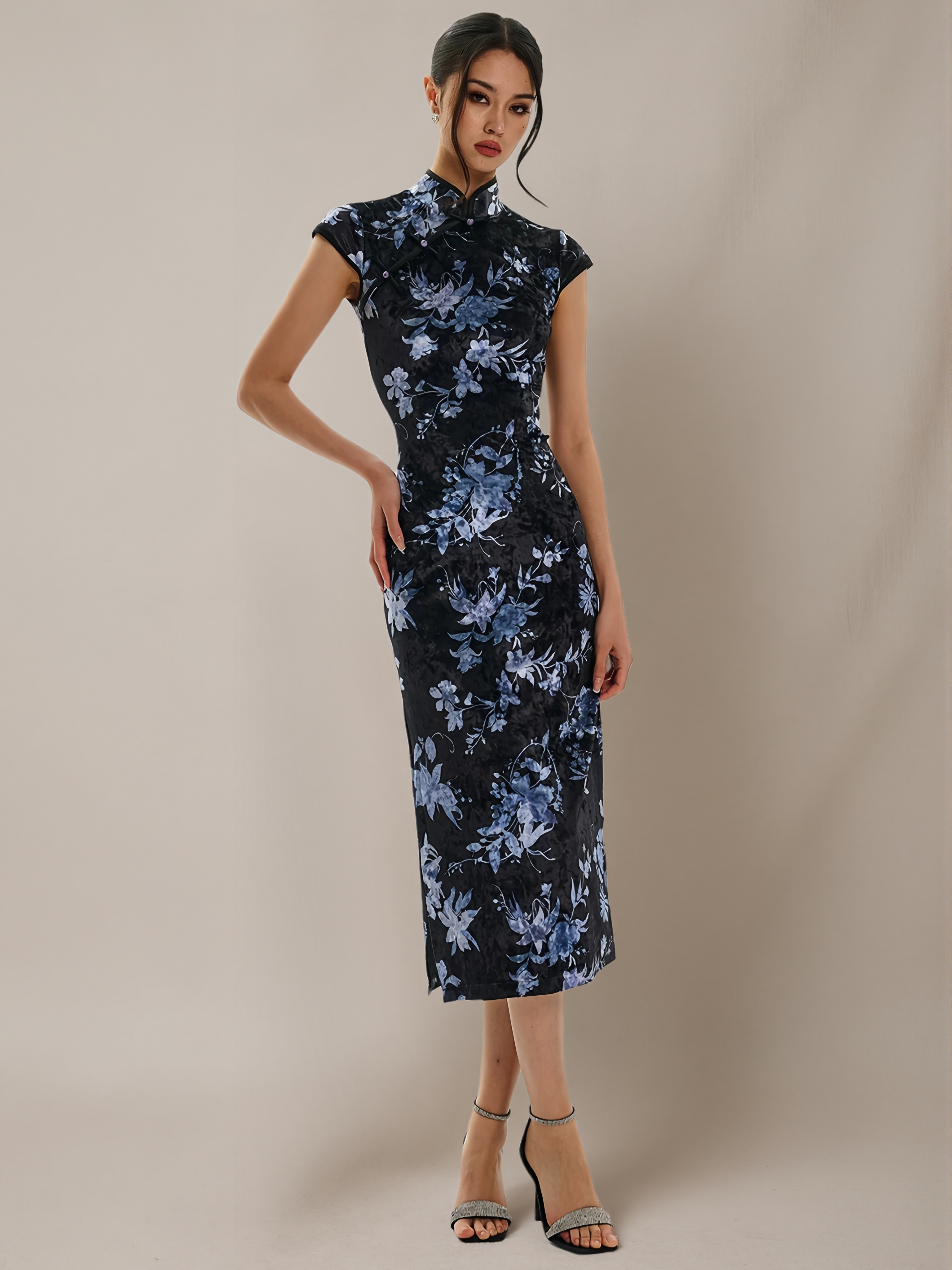 "Ink Purple Floral" Thin Velvet Classic Chinese-Style Qipao Dress