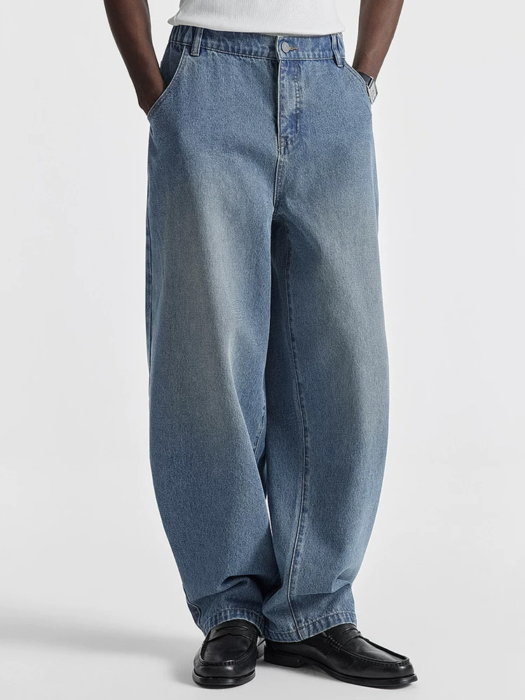 Scimitar Cut Jeans