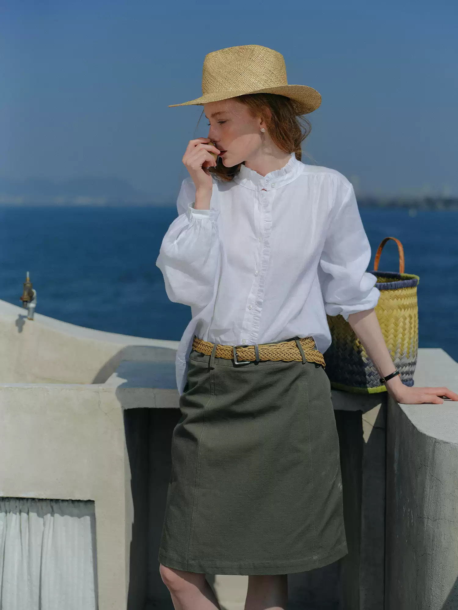 Mid-waist Straight Skirt