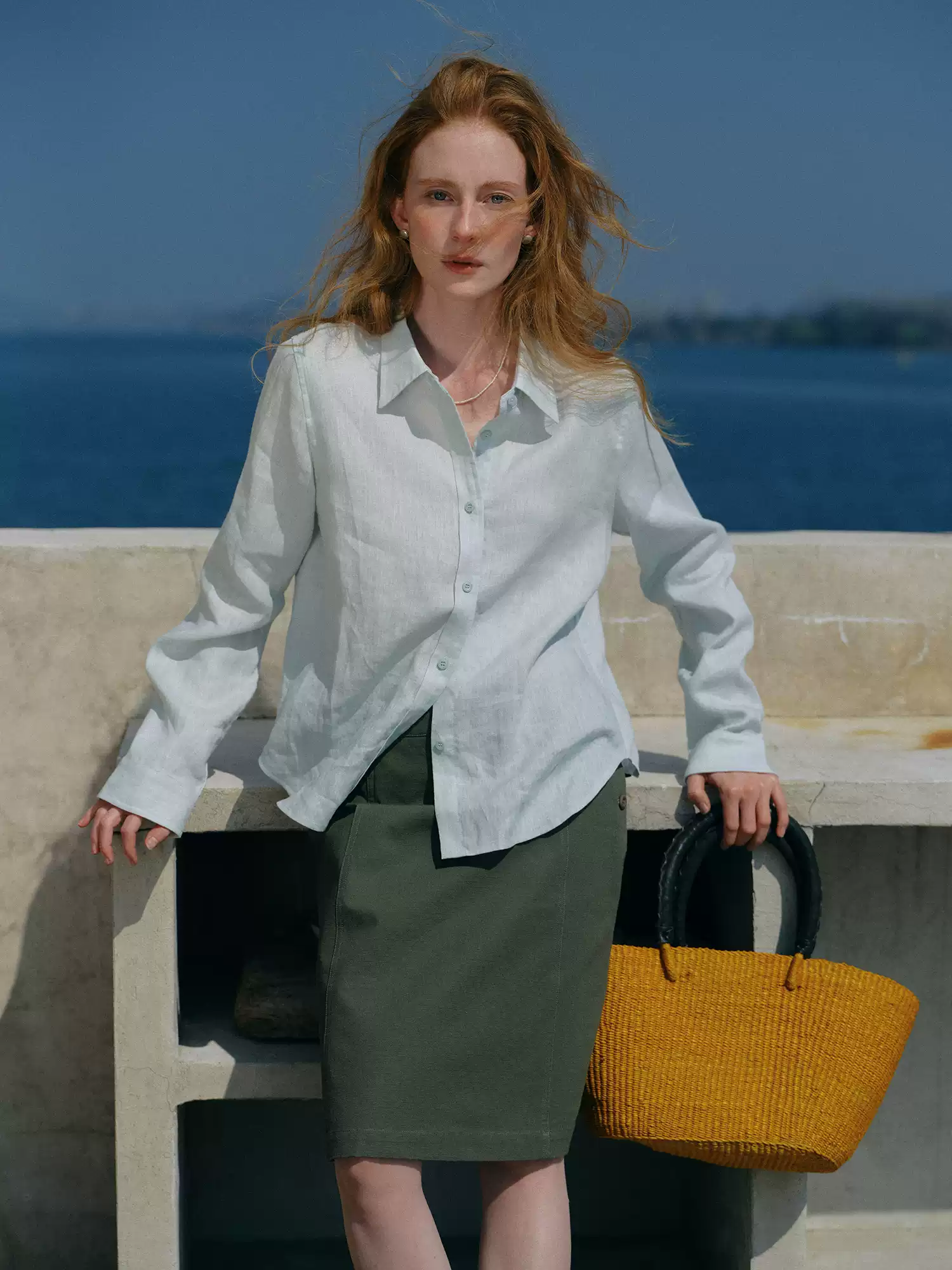 Mid-waist Straight Skirt