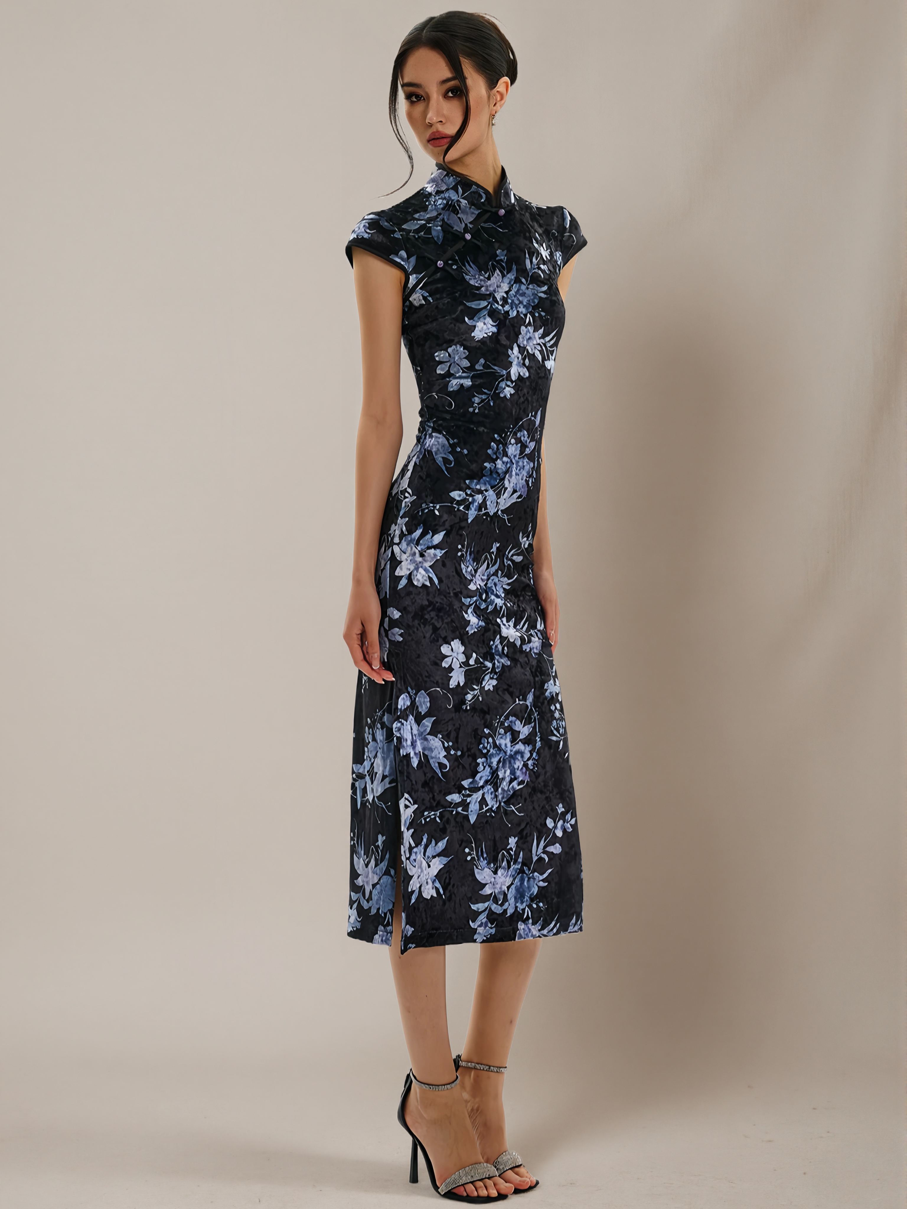 "Ink Purple Floral" Thin Velvet Classic Chinese-Style Qipao Dress