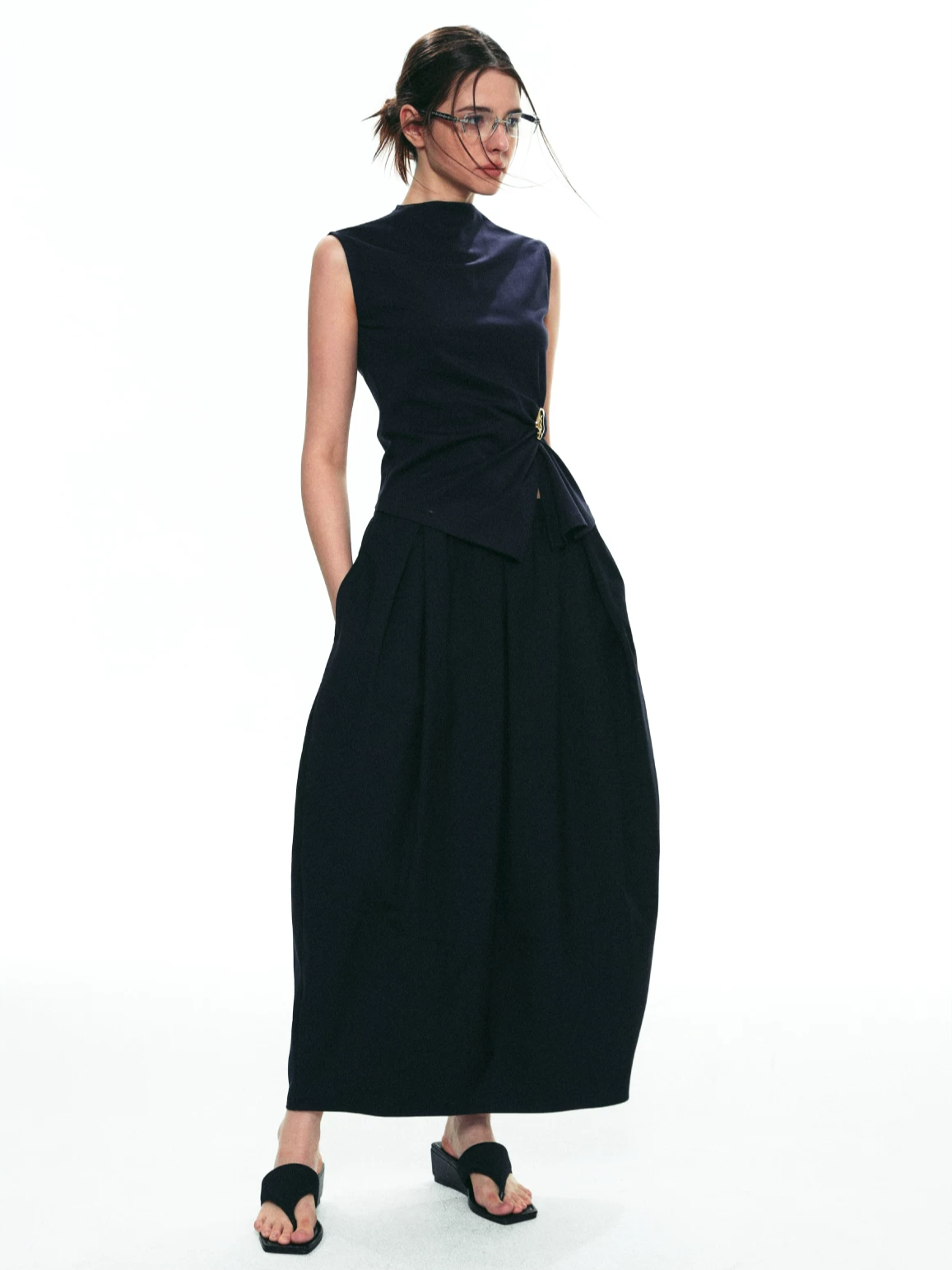 Sleeveless Cable-Knit Vest Set