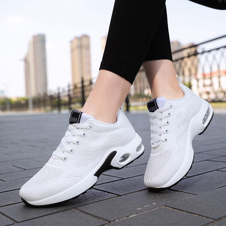 🔥TRENDING SUMMER 2024🔥Women's Breathable Air Cushioned Running Sneakers