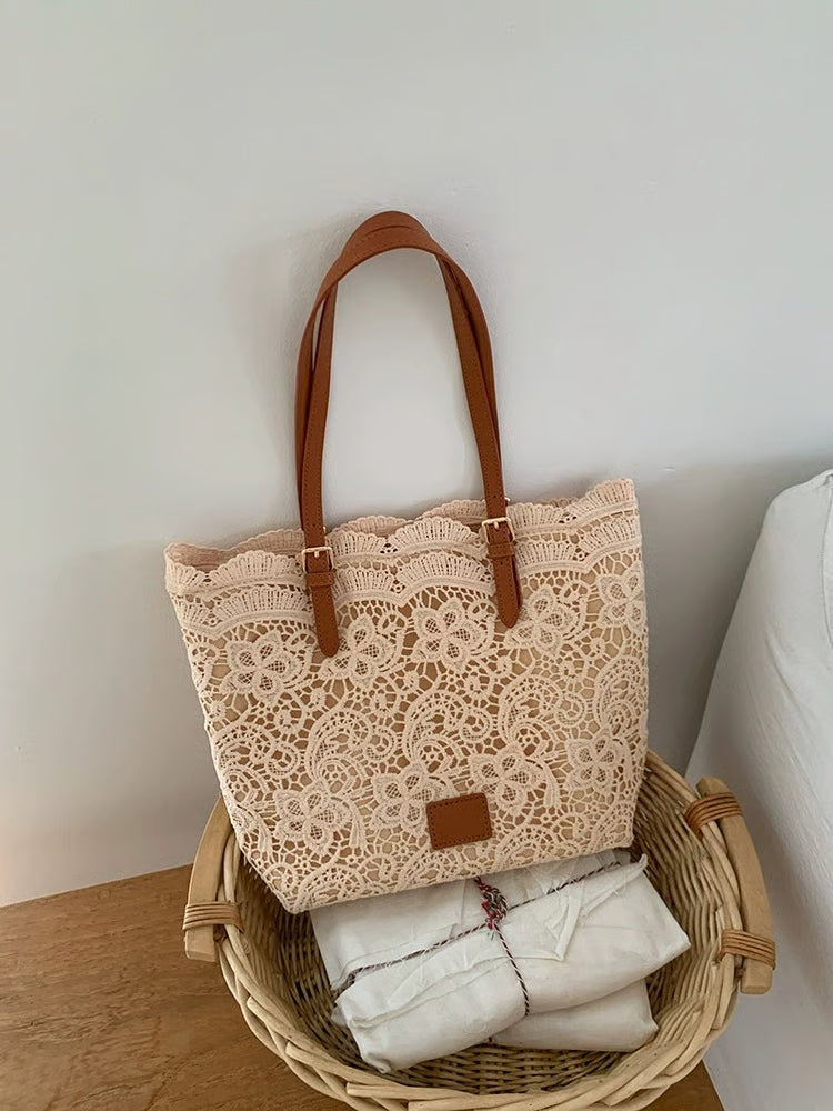 Vintage Lace Shoulder Bag – Elegantti crossbody-laukku jokaiseen tilaisuuteen 🤍