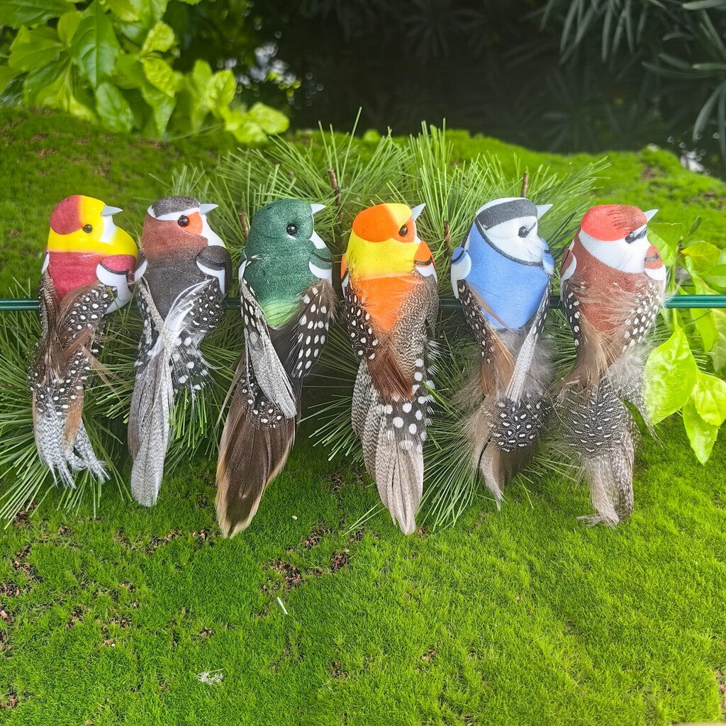 🐦 Keinotekoiset höyhenlinnut klipsillä (12 kpl per pakkaus)