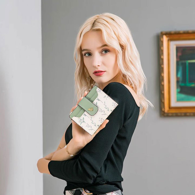 🔥🖤 Huipputarjous: -50 % ALENNUS 🔥 Naisten kukkakuvioinen lyhyt lompakko