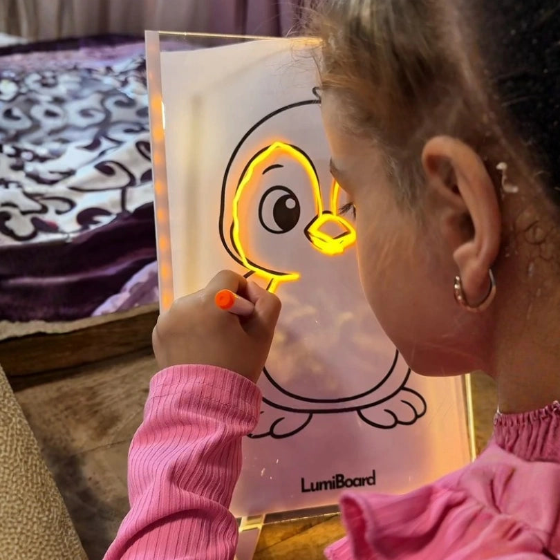 LumiBoard ✨ svietiaca magická kresliaca doska 🎨 | Opakovane použiteľná ♻️ | Inšpiruje kreativitu 🖌️ | Bezpečná a zábavná 🛡️🎉 | Dostupná vo viacerých veľkostiach 📏