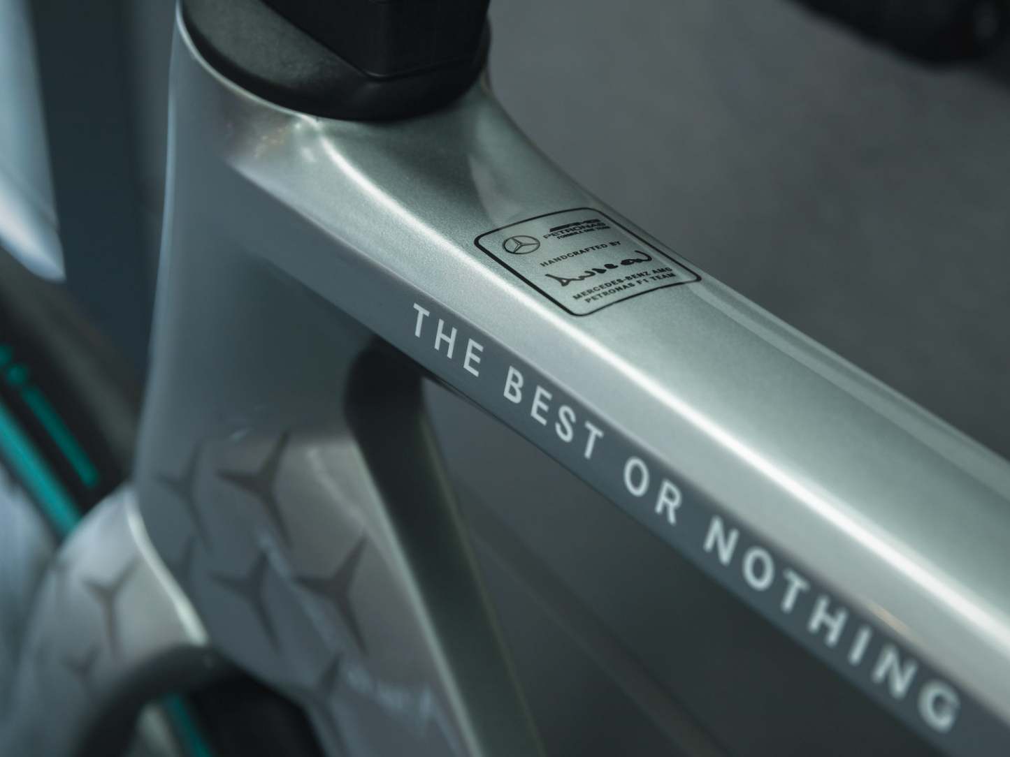 AMG PETRONAS F1® Team V11 Road Edition