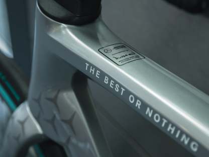 AMG PETRONAS F1® Team V11 Road Edition