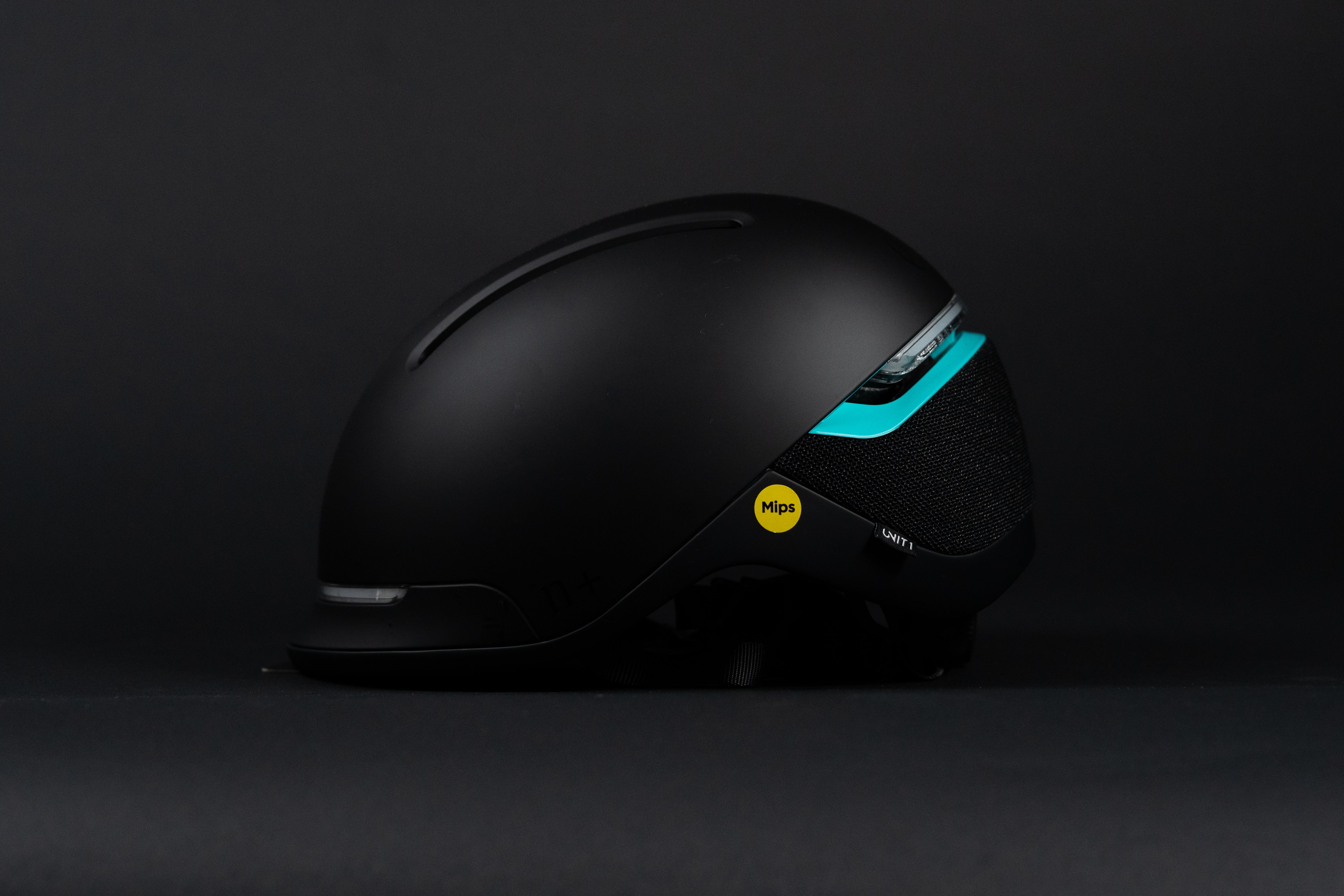 AMG PETRONAS F1 Team Smart eBike Helmet