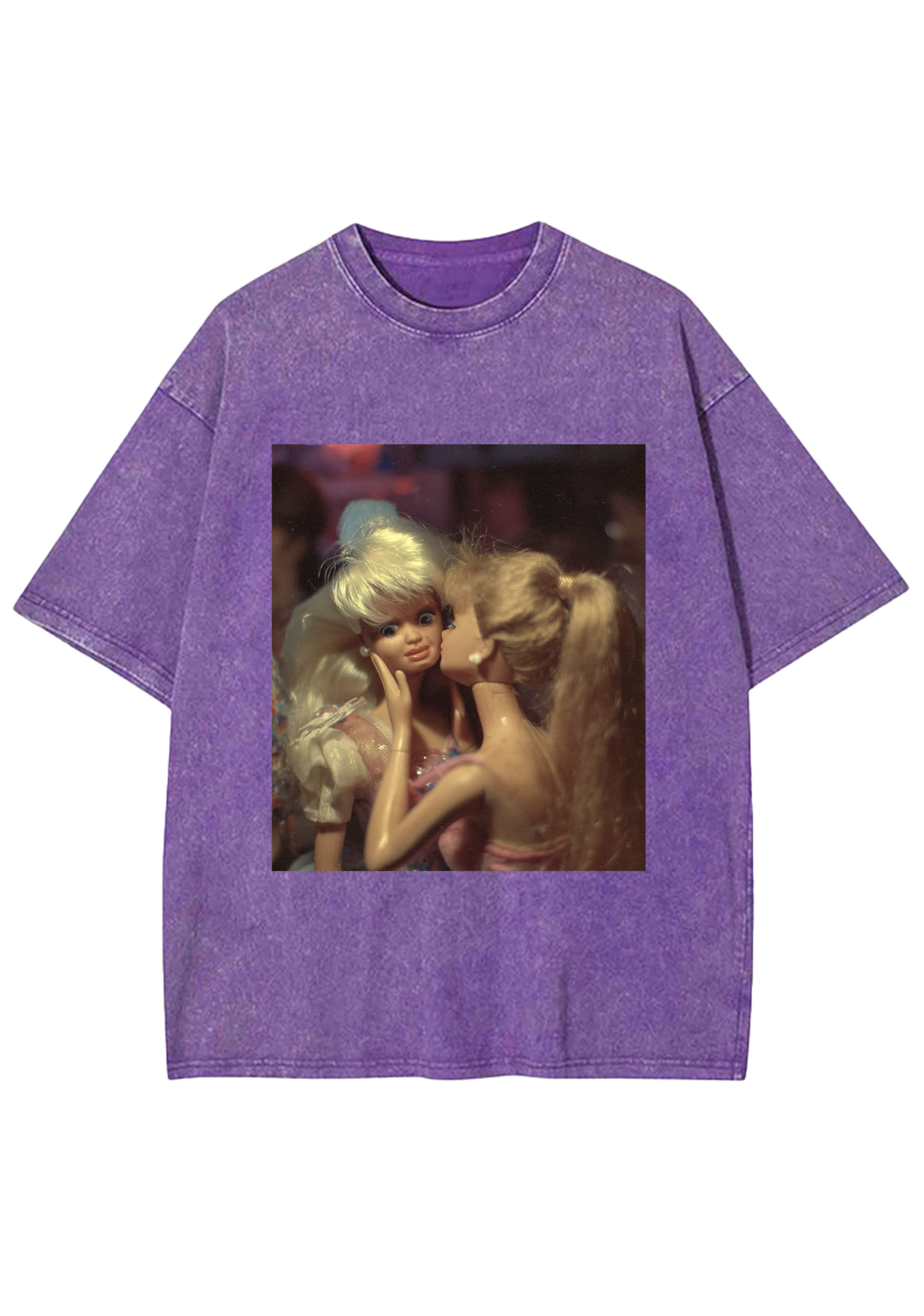 Vintage Retro Two Kissing Barbies Film Grain Y2K Washed Tee