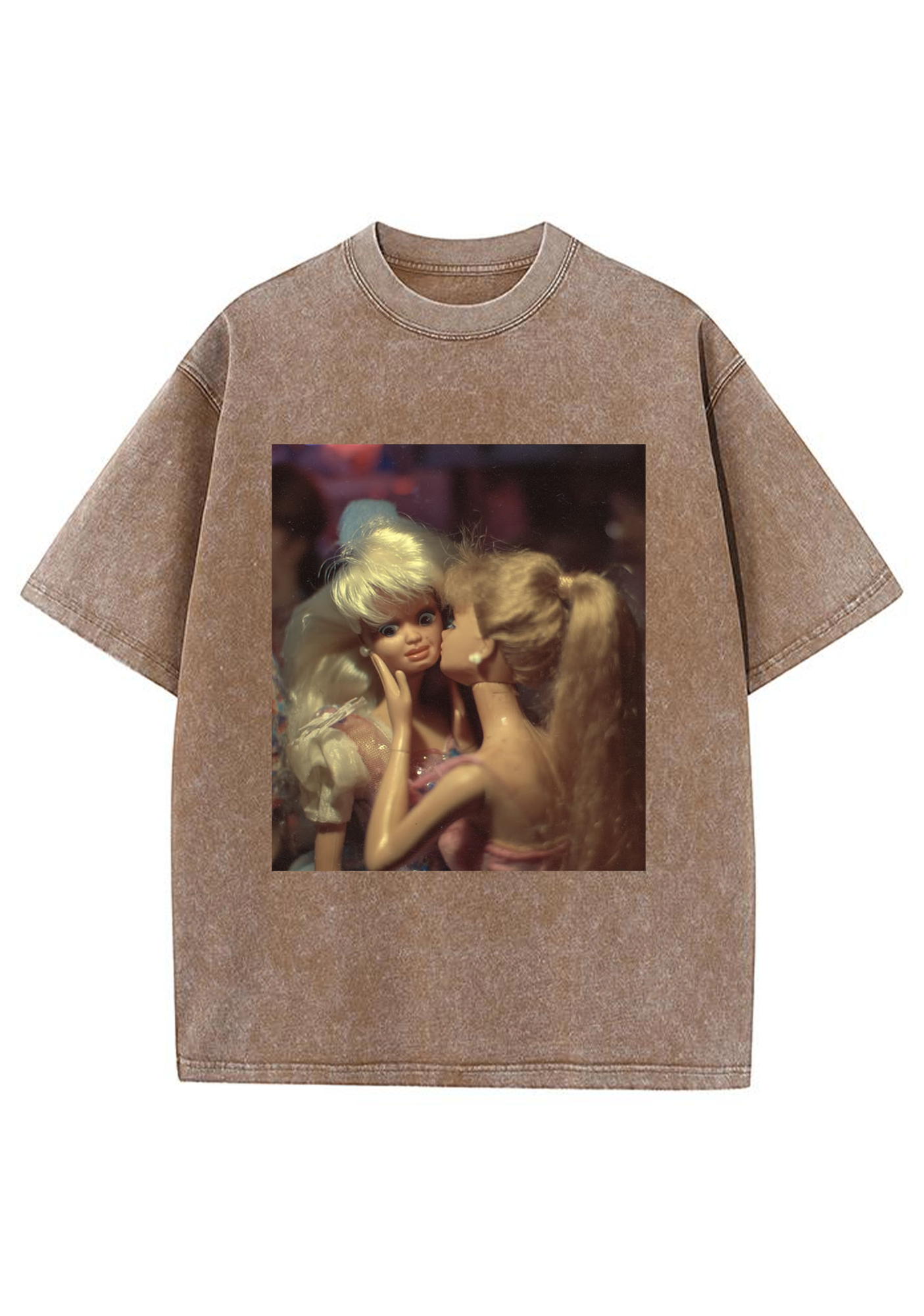 Vintage Retro Two Kissing Barbies Film Grain Y2K Washed Tee