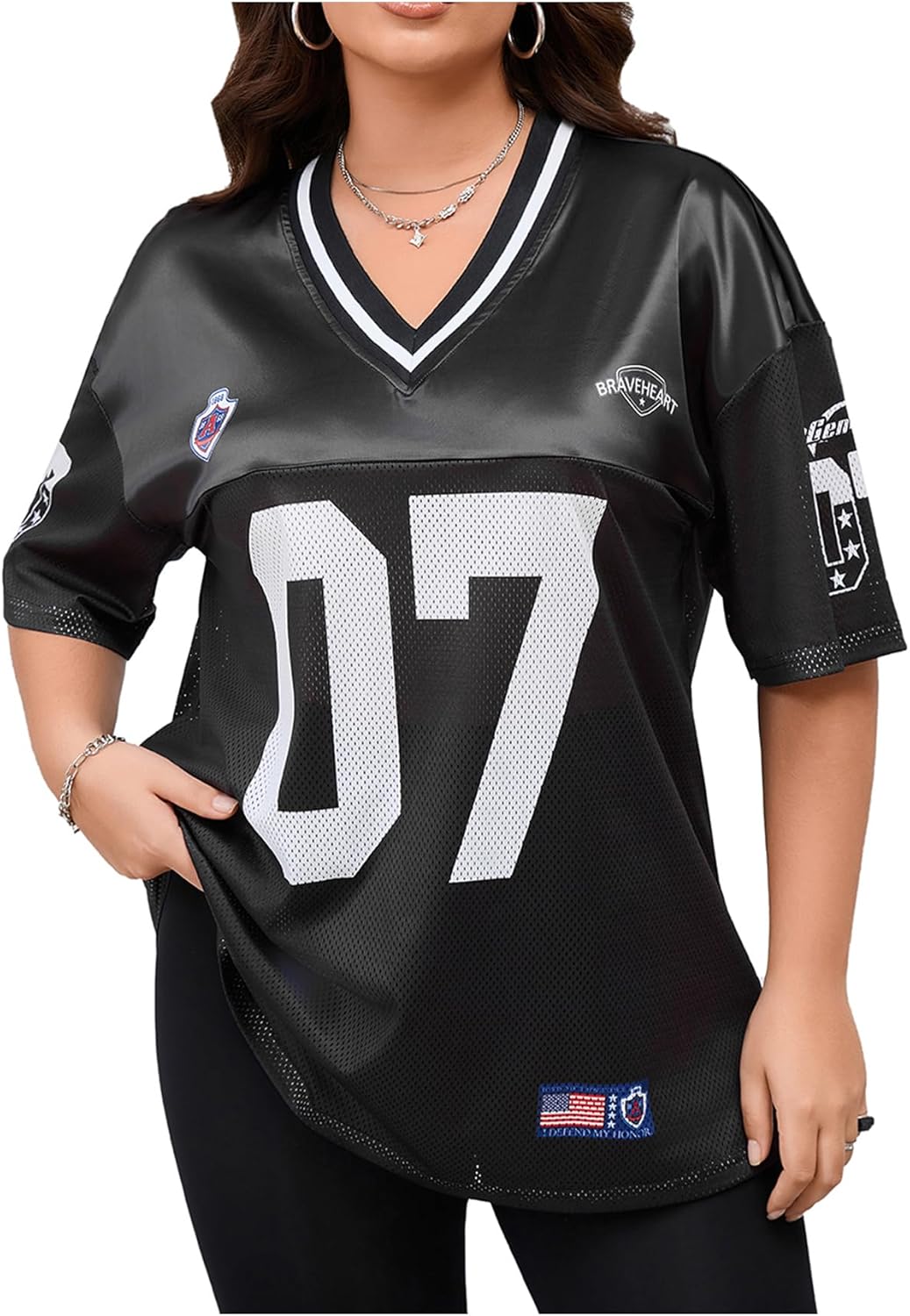 WDIRARA Women's Plus Size Football Jersey Shirts Oversized T Shirt Graphic Letter Print V Neck Short Sleeve Streetwear Top