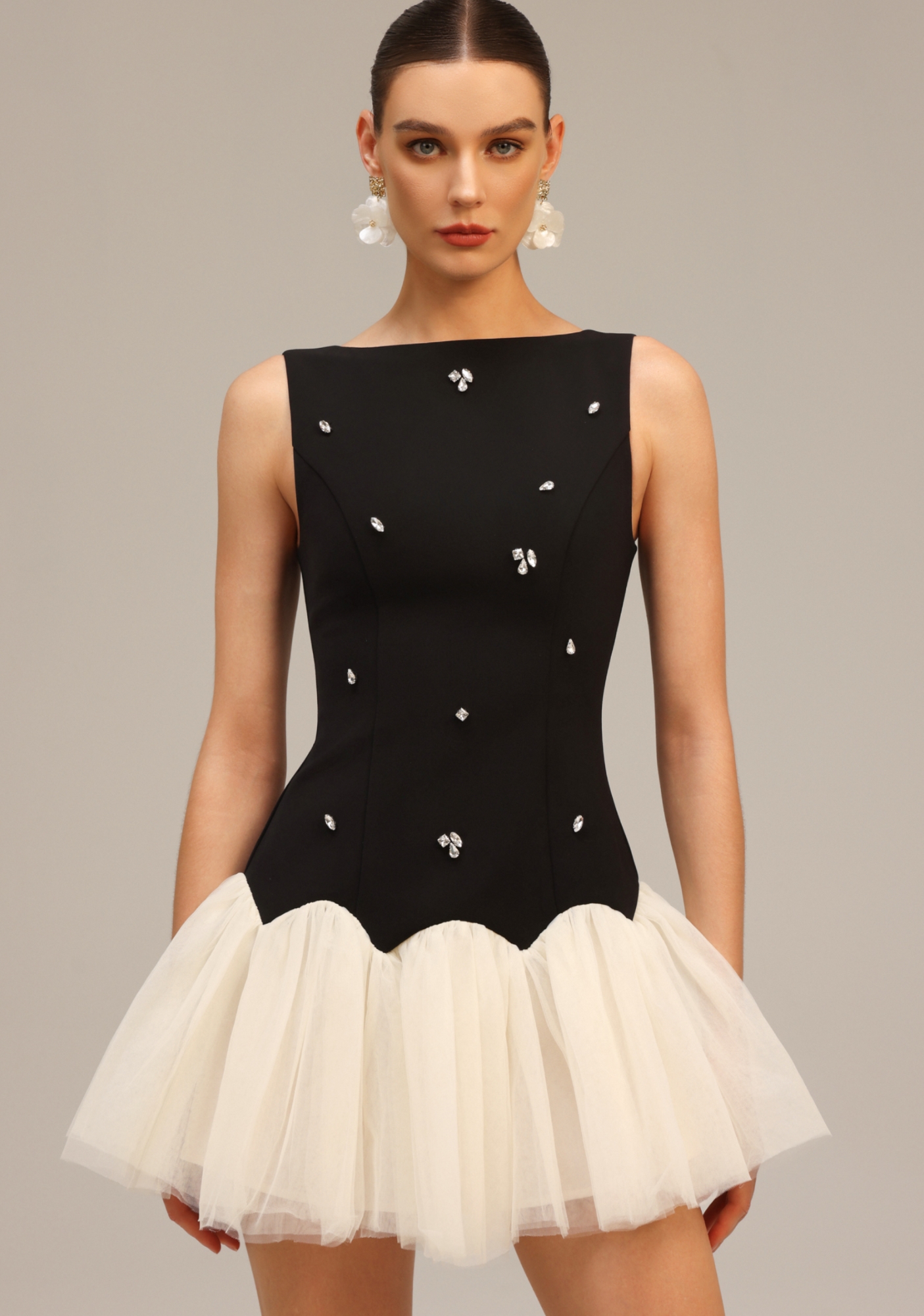 Salamo Sleeveless Diamond Mini Dress