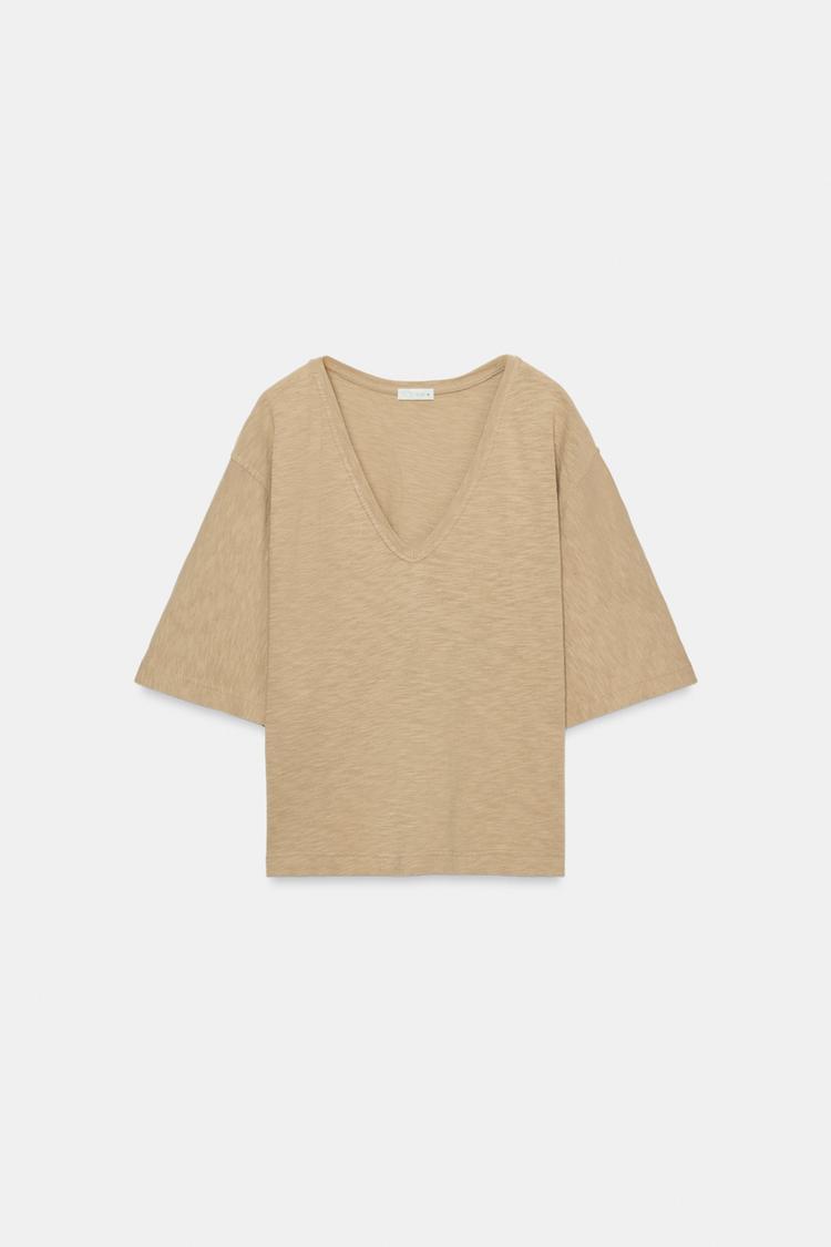 V-NECK T-SHIRT