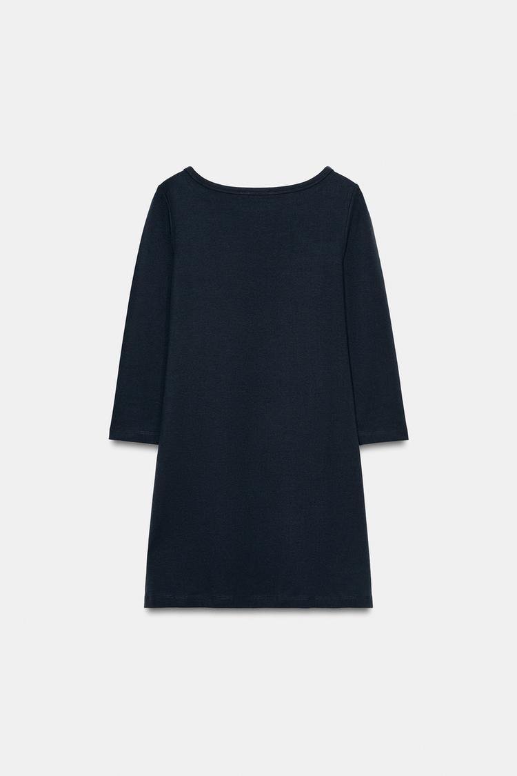 SHORT BOAT NECK DRESS