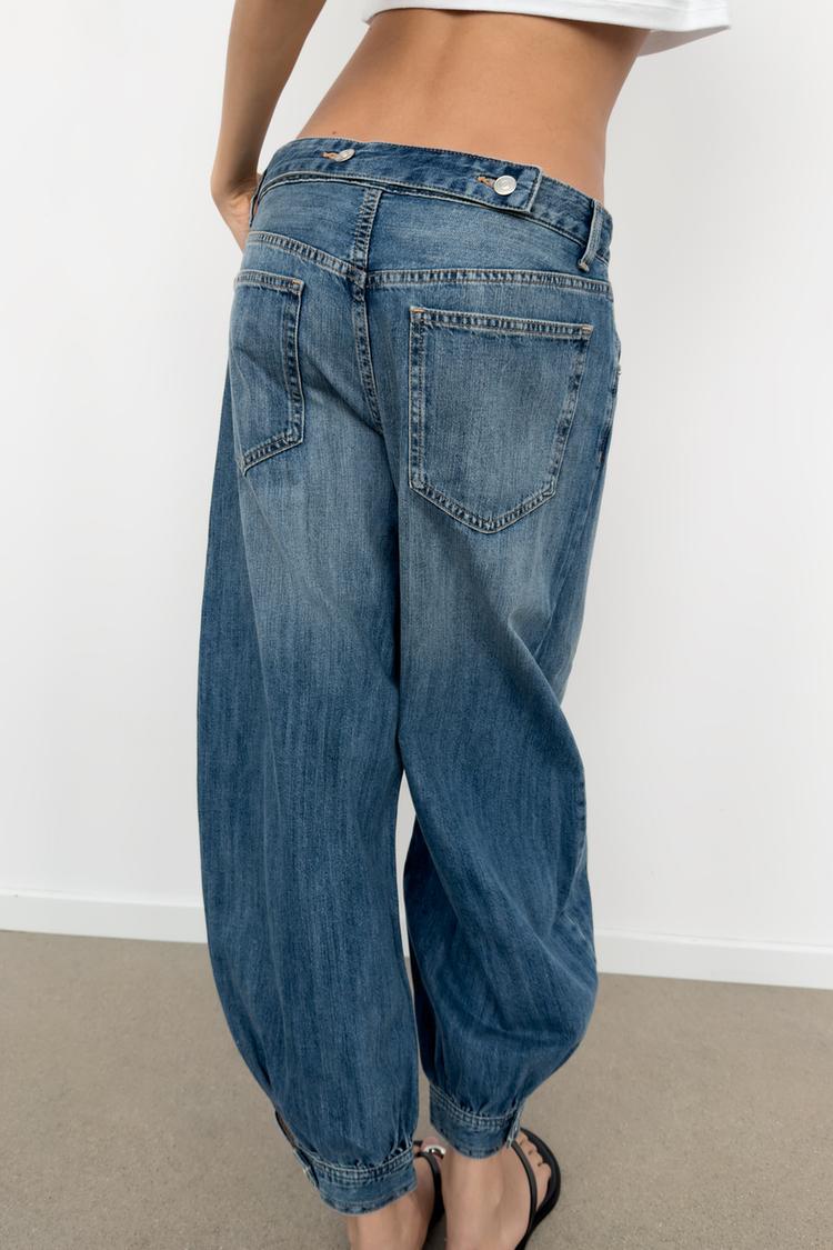 TRF MID-RISE BALLOON JEANS WITH BUTTON TABS