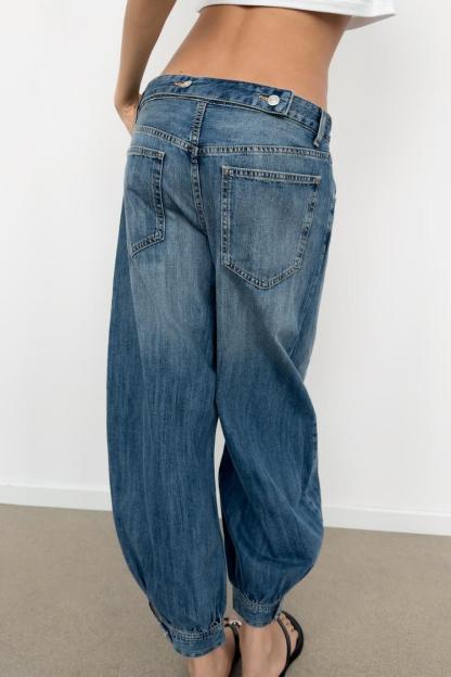 TRF MID-RISE BALLOON JEANS WITH BUTTON TABS