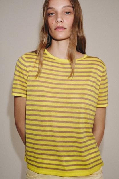 STRIPED KNIT TOP