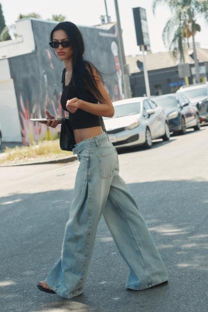 TRF MID-RISE BELTED JEANS