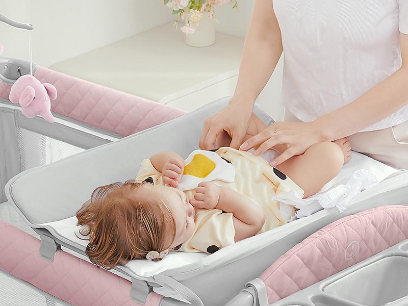 Baby Bassinet & Bedside Sleeper, Portable Baby Crib for Newborns and Infants, Foldable Playard with Mattress, Diaper Changer, Music Mobile for Nursery,back to school
