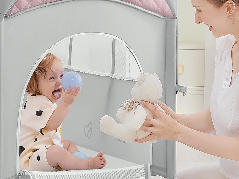 Baby Bassinet & Bedside Sleeper, Portable Baby Crib for Newborns and Infants, Foldable Playard with Mattress, Diaper Changer, Music Mobile for Nursery,back to school