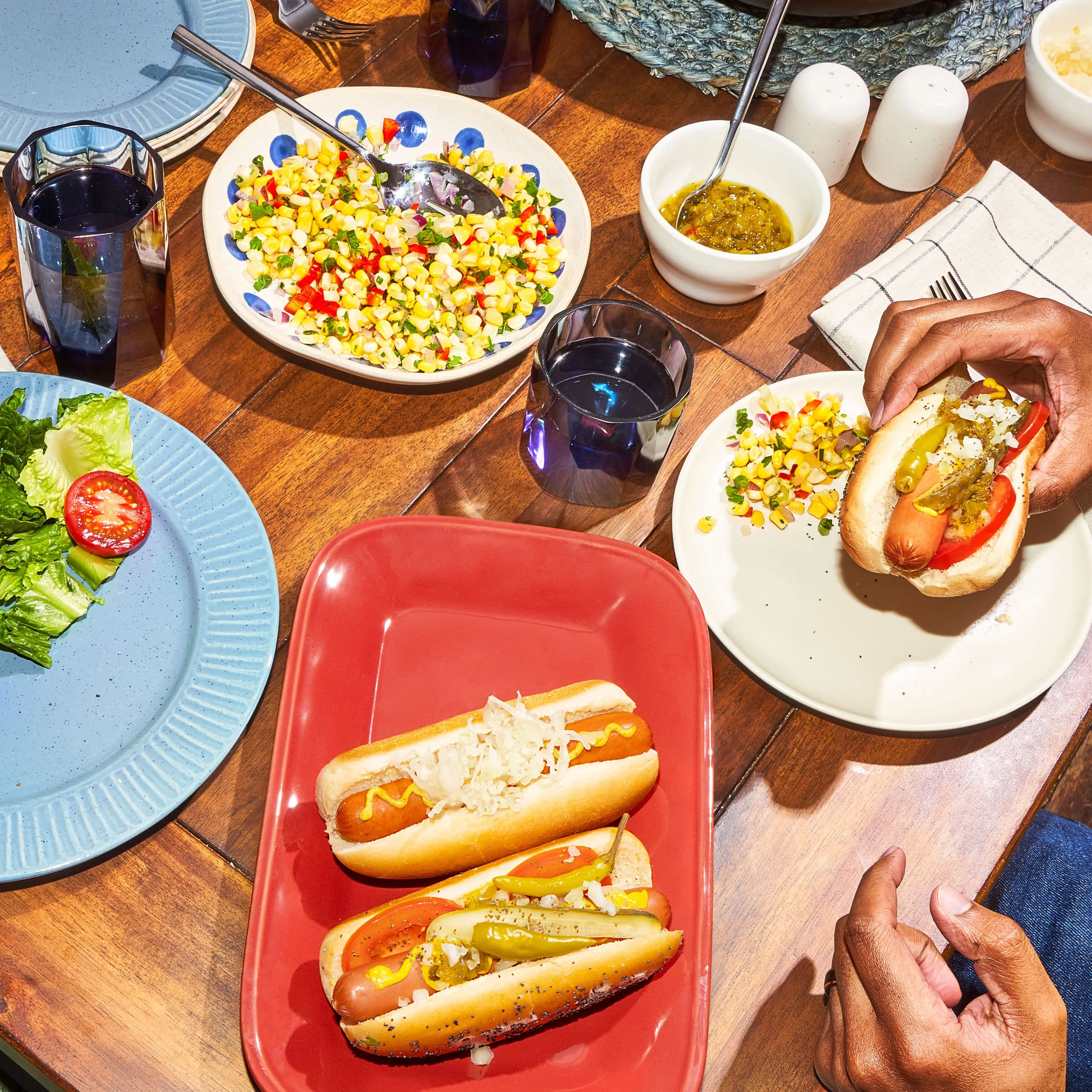 Oscar Mayer Hot Dog Roller & Bun Warmer - Red Compact Classic Corded Household Appliance with Adjustable Timer, See-Through Doors for Picnics, Gatherings, Household Appliances, Kitchen Appliances