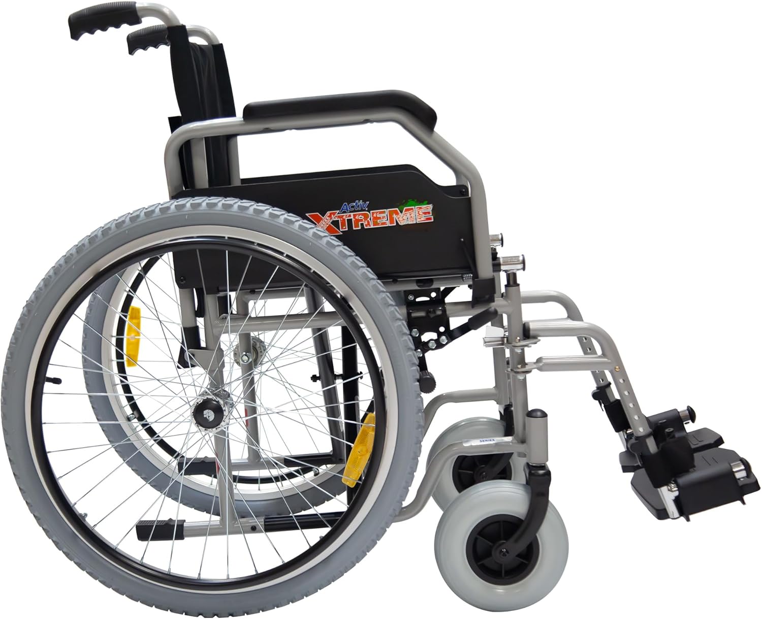Silla de Ruedas Activ Xtreme ReActiv, Brazos FlipUp y Descansapies Desmontables/Abatibles, R8x2", Rin Aluminio R24x1.75" Neum, T. Nylon, Lodo (Negro)