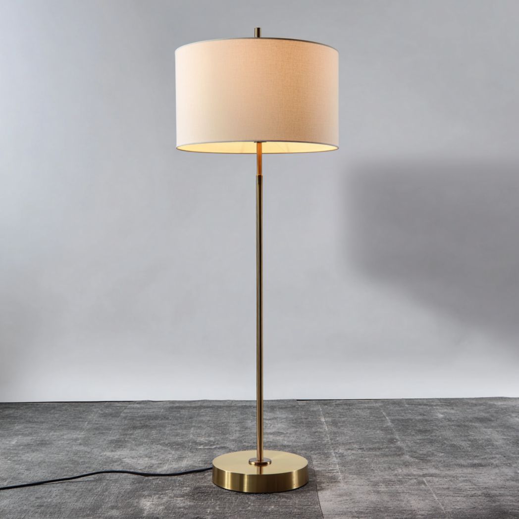 Lampa podłogowa ze złotą metalową podstawą i jasnym abażurem-Simons Patio