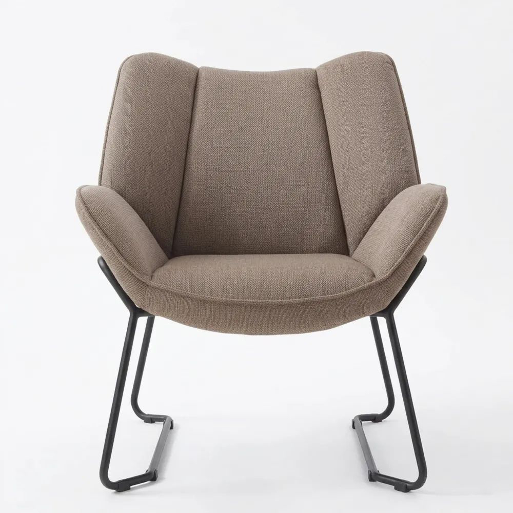 Moderner Relaxsessel mit Blütenblattform und Armlehnen