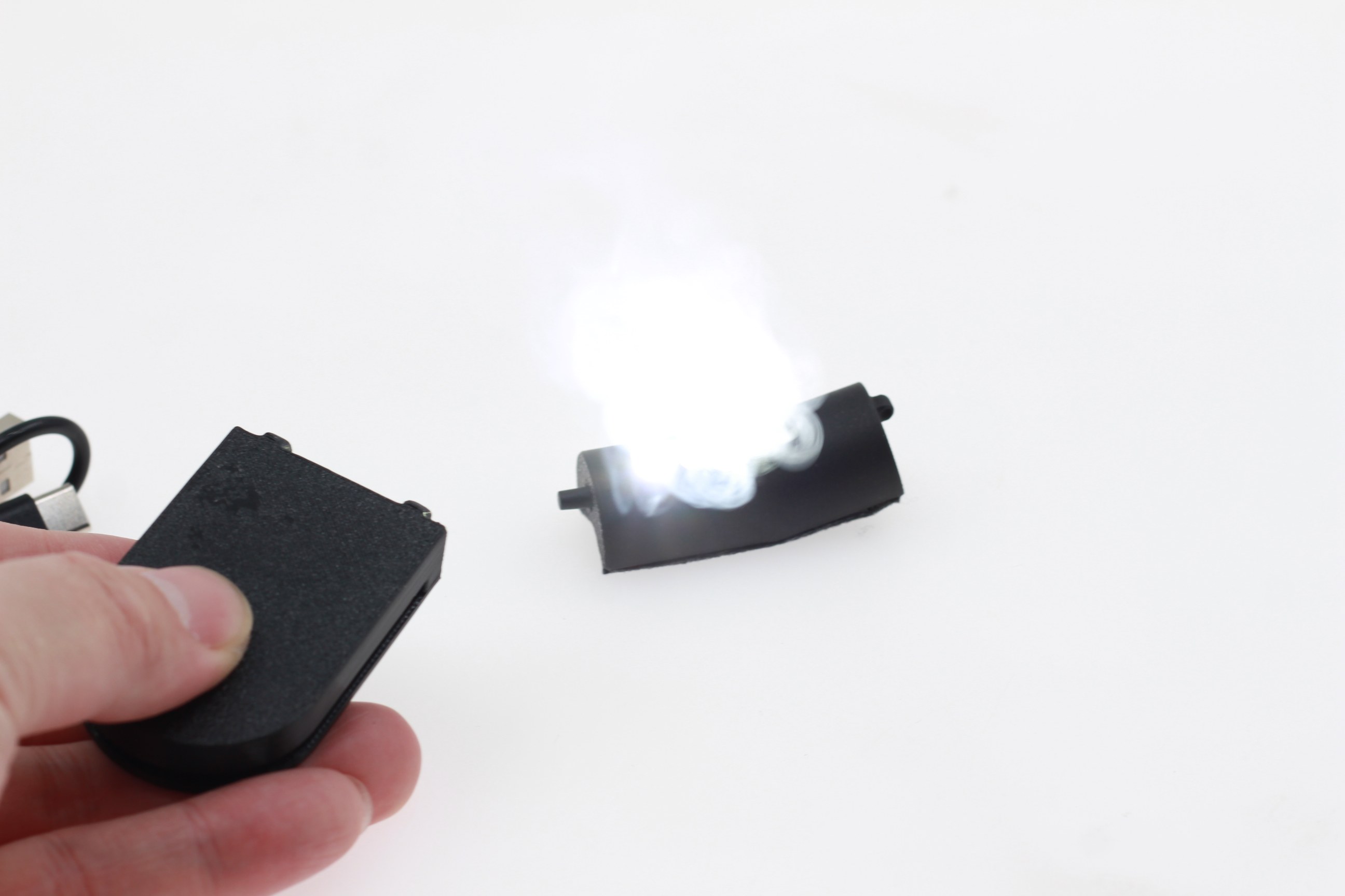 Flash Finger Fog Machine 