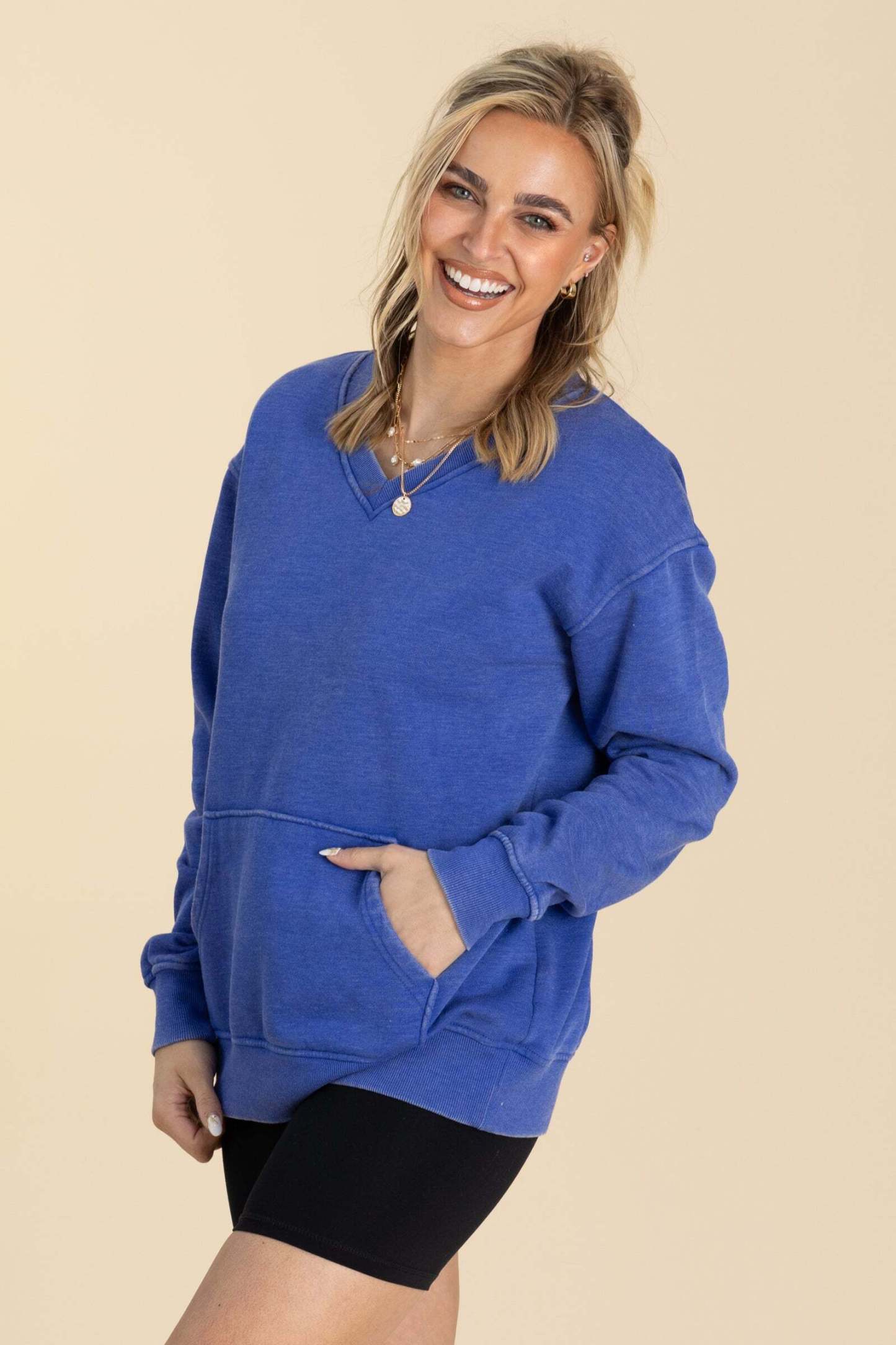 ⚠️ Your Favorite Is Back!🔥Pigment Dyed Cozy Campfire V-Neck Sweatshirt