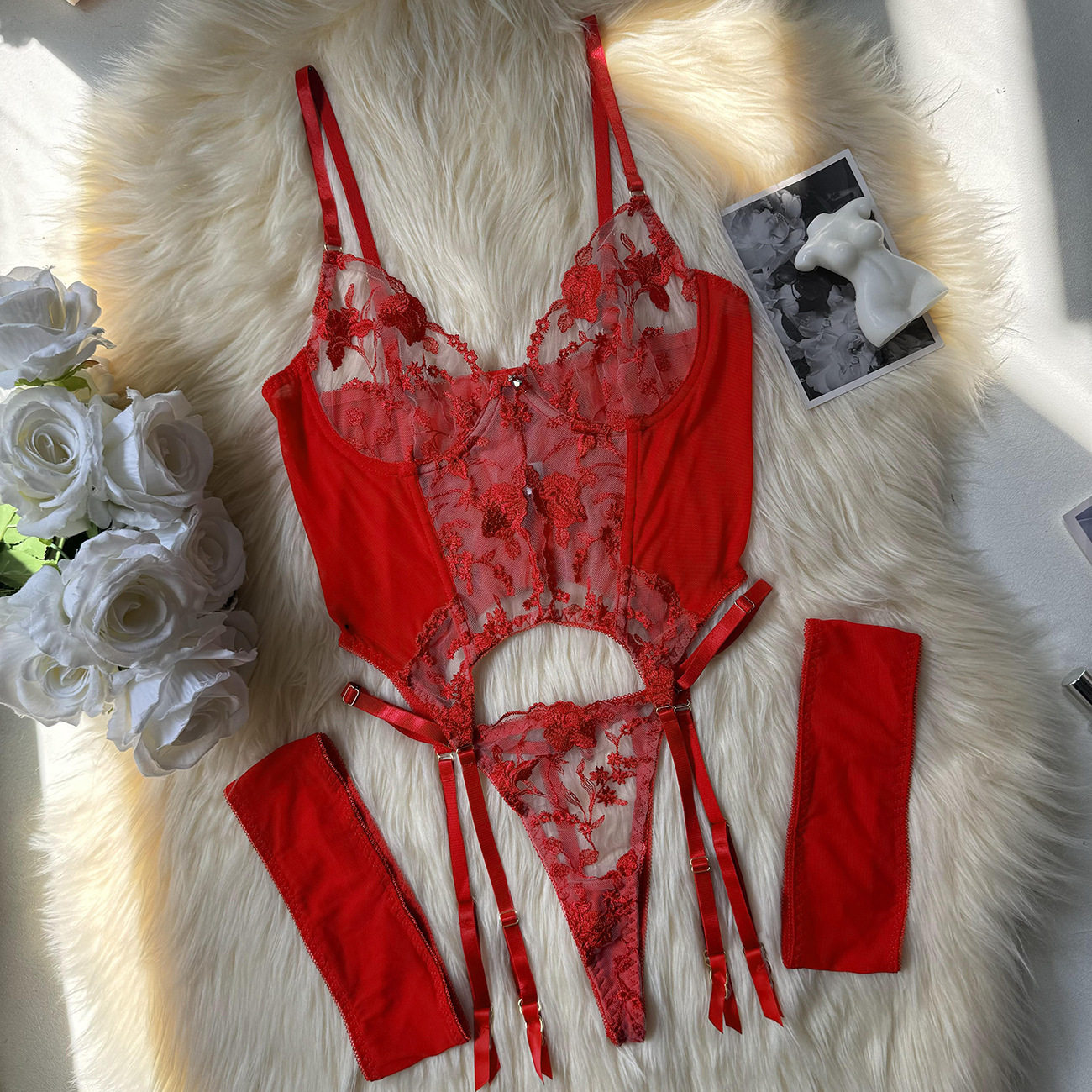 Embroidered Sexy Lingerie Fishbone Bra Lingerie Mesh Set