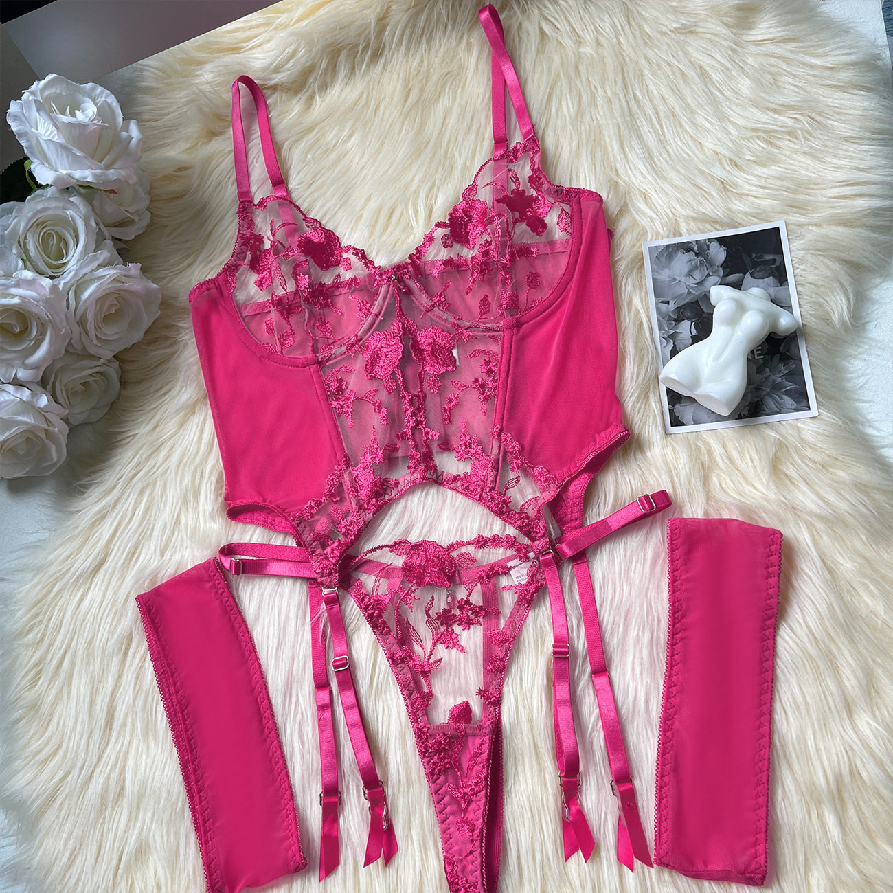 Embroidered Sexy Lingerie Fishbone Bra Lingerie Mesh Set