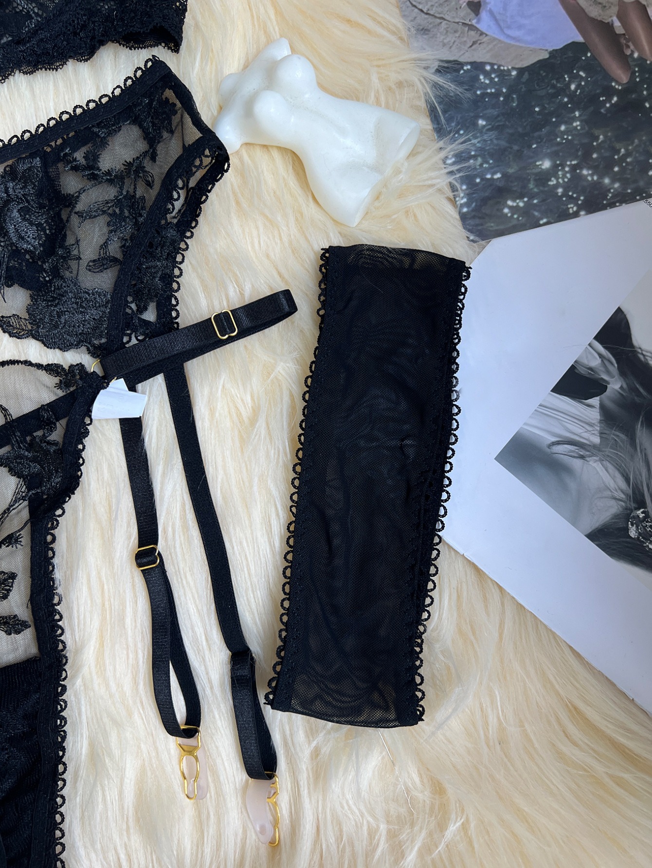 European And  Heavy Industry Embroidery Splicing Lace Straps Sexy Lingerie Sexy Lingerie Set