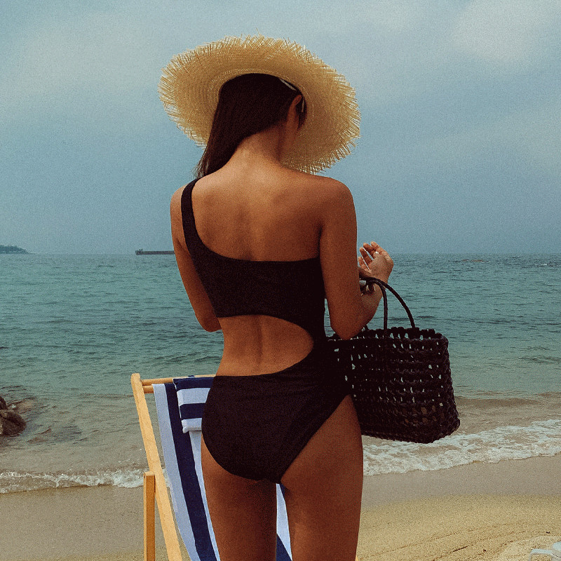 Sexy One-shoulder Hollow Solid Color Swimsuit Hot Spring Resort Swimsuit
