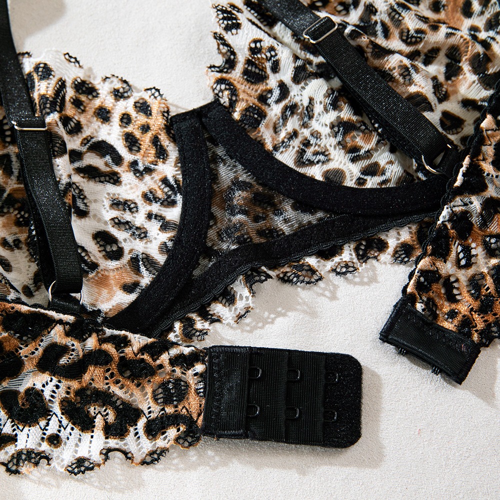 French Push-Up Leopard Print Bra Set – Hip Lifting, Comfortable, Thin Design