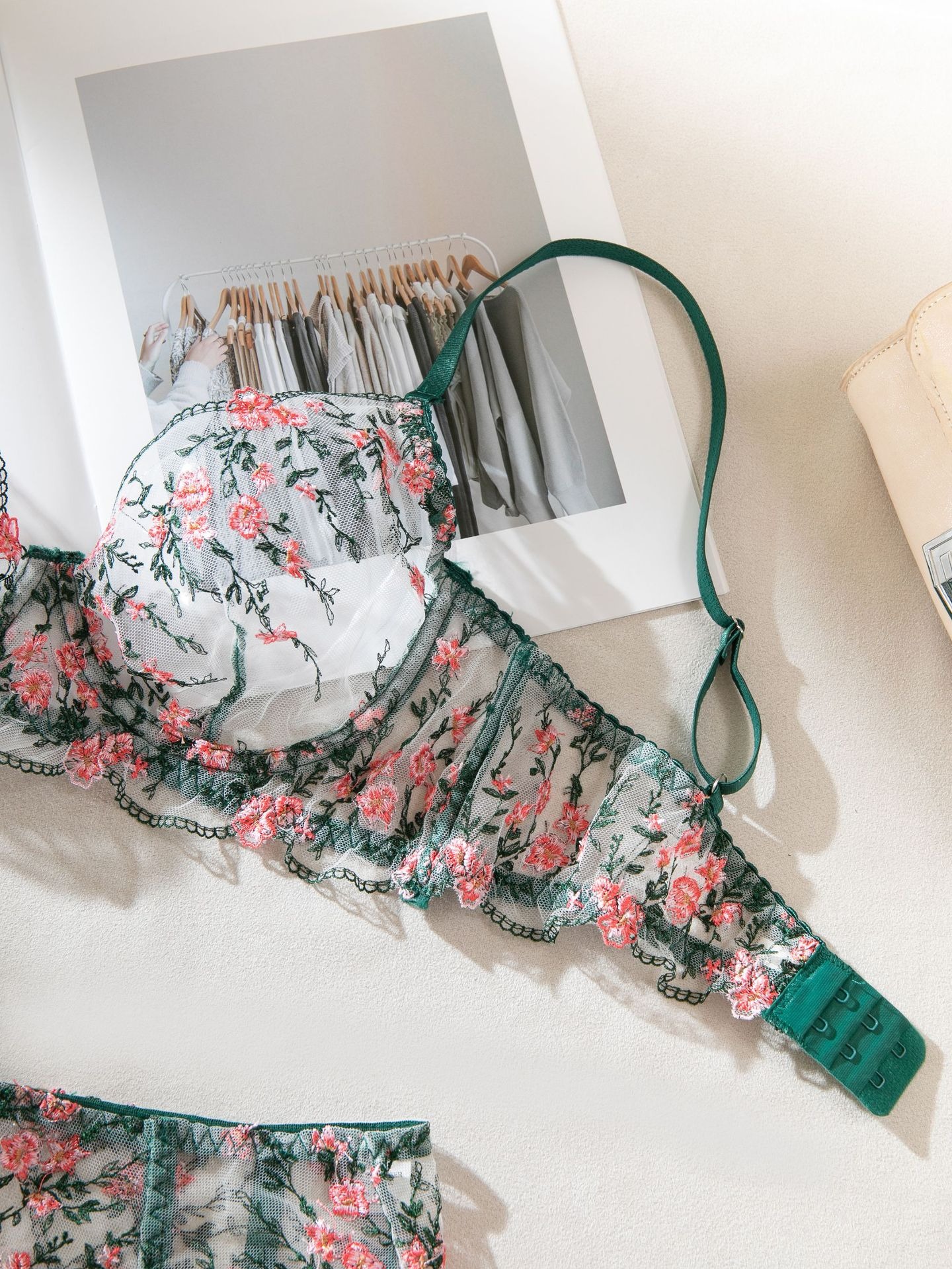 Embroidered 4-Piece Lingerie Set – Gathered, High-End See-Through, Temptation