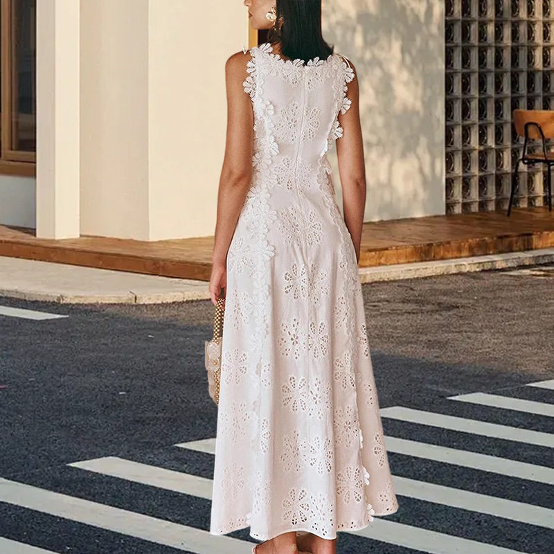 Women's Summer Lace Round Neck Dress 3D Embroidery Elegant Slim Long Skirt