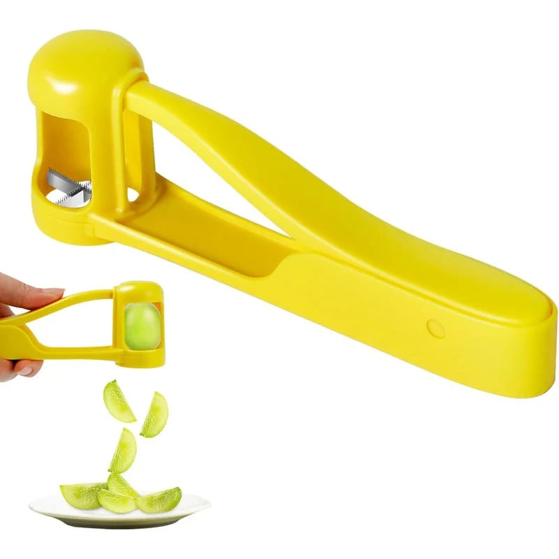(🌲Early Christmas Sale- 49% OFF) Quick Fruit Quarter Cutter for Toddlers