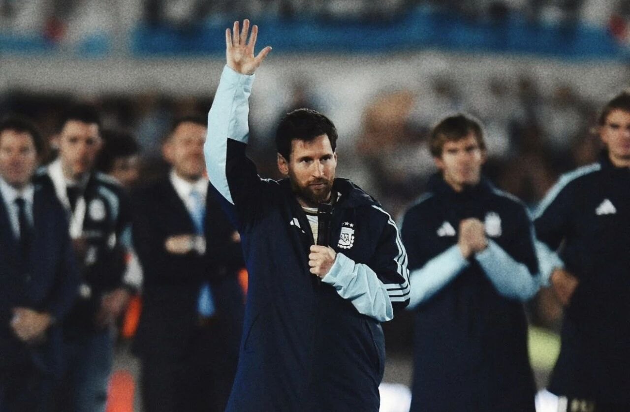 Messi speaks to the crowd after his final Argentina match