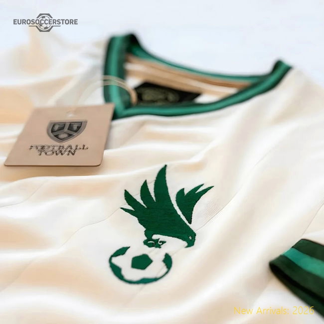 Vintage Saudi Arabia Al Saqr Soccer Jersey-Football Shirts Shop