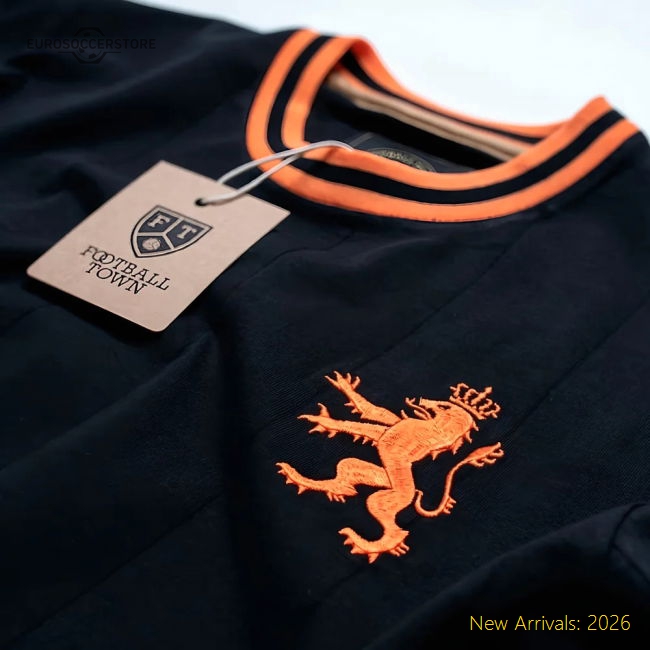 Vintage Holland De Leeuw Black Soccer Jersey-Football Shirts Shop