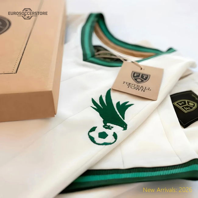 Vintage Saudi Arabia Al Saqr Soccer Jersey-Football Shirts Shop