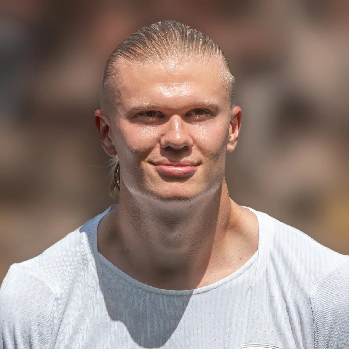 Erling Haaland football jersey