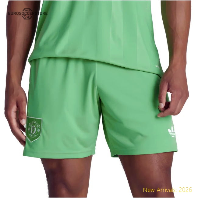 2025-2026 Man Utd Third Goalkeeper Shorts (Green)-The Soccer Shirt Hub