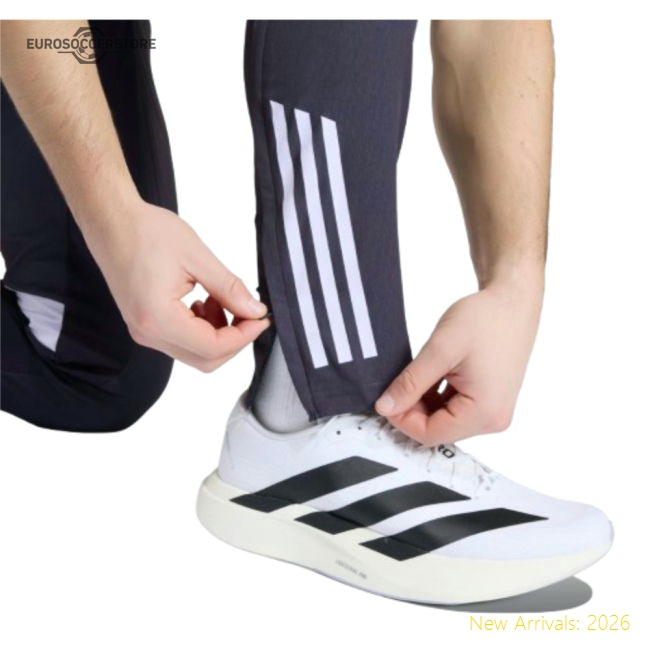 2025-2026 Man Utd Presentation Pants (Aurora Black)-The Soccer Shirt Hub