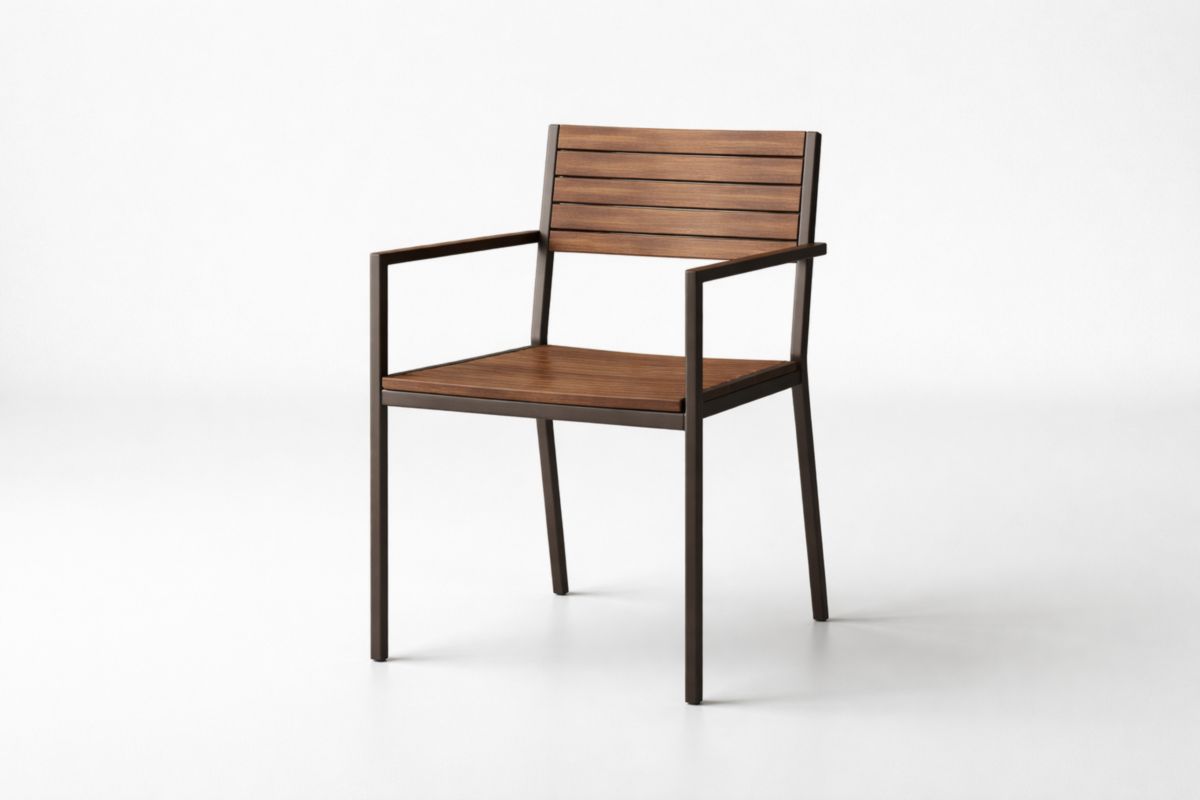 Gartenstuhl aus Holz (Walnuss) und Stahl mit Armlehnen, Braun